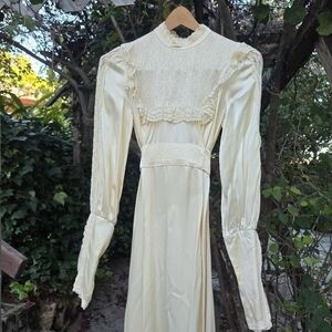 🌹Vintage 70s Gunne Sax Satin Gown Maxi Dress